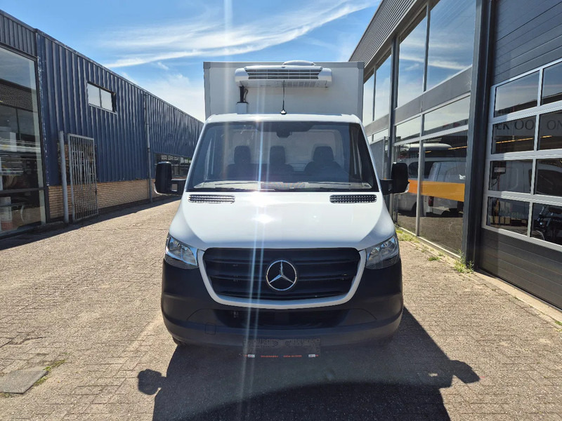 Mercedes-Benz Sprinter 315 CDI/ Kuhlkoffer/ TK V300 MAX/ LBW/ Stby230 - Refrigerated delivery van: picture 4 Mercedes-Benz Sprinter 315 CDI/ Kuhlkoffer/ TK V300 MAX/ LBW/ Stby230 - Refrigerated delivery van: picture 4