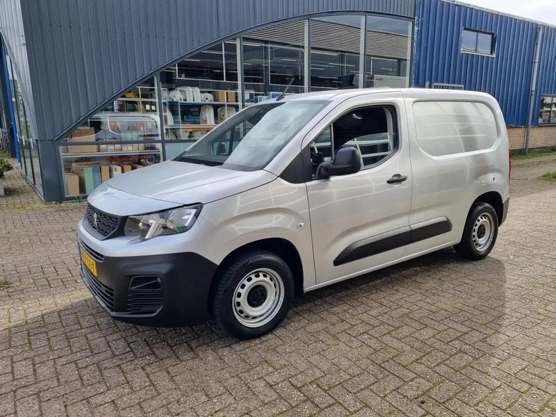 Peugeot Partner 1.5 HDI/ Koelwagen/ Airco/ Navi - Refrigerated delivery van: picture 4 Peugeot Partner 1.5 HDI/ Koelwagen/ Airco/ Navi - Refrigerated delivery van: picture 4