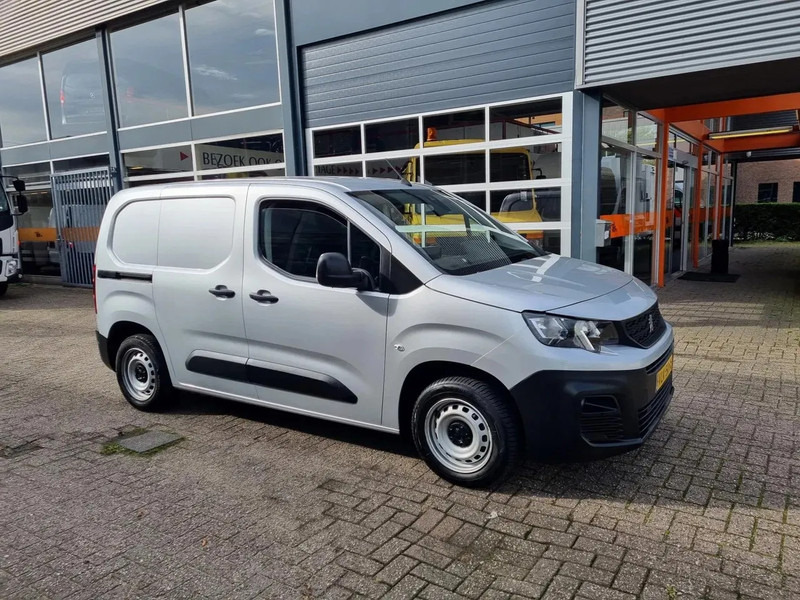 Peugeot Partner 1.5 HDI/ Koelwagen/ Airco/ Navi - Refrigerated delivery van: picture 1 Peugeot Partner 1.5 HDI/ Koelwagen/ Airco/ Navi - Refrigerated delivery van: picture 1