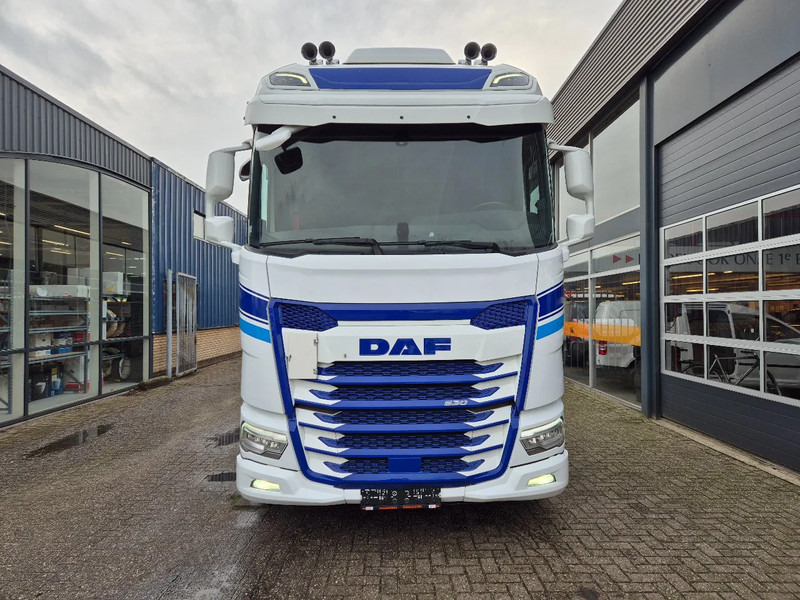 DAF XG 530/ (1) 2022/ Retarder/ LED/ Park Airco/ Navi/ Full option - Tractor truck: picture 4 DAF XG 530/ (1) 2022/ Retarder/ LED/ Park Airco/ Navi/ Full option - Tractor truck: picture 4