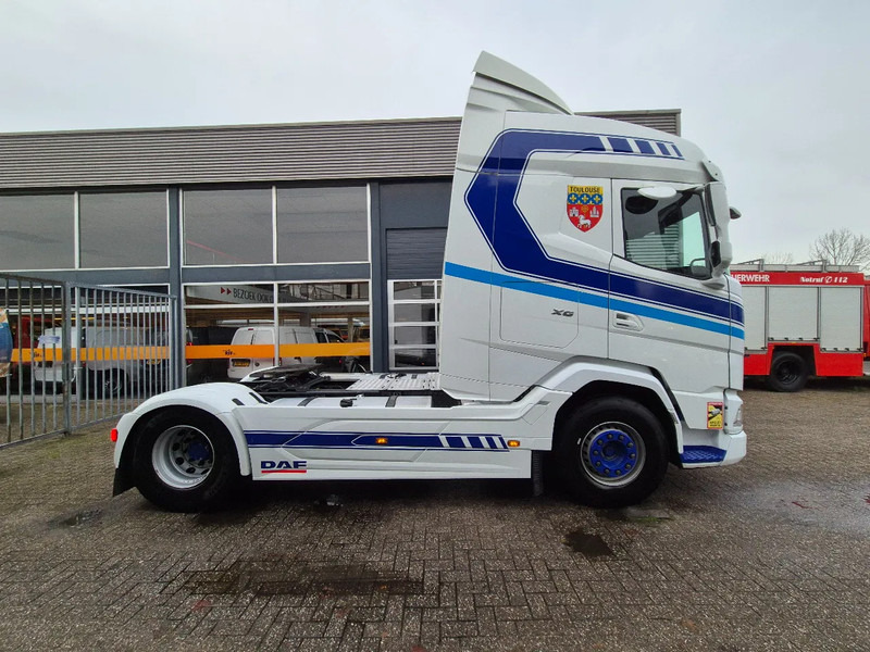 DAF XG 530/ (1) 2022/ Retarder/ LED/ Park Airco/ Navi/ Full option - Tractor truck: picture 2 DAF XG 530/ (1) 2022/ Retarder/ LED/ Park Airco/ Navi/ Full option - Tractor truck: picture 2