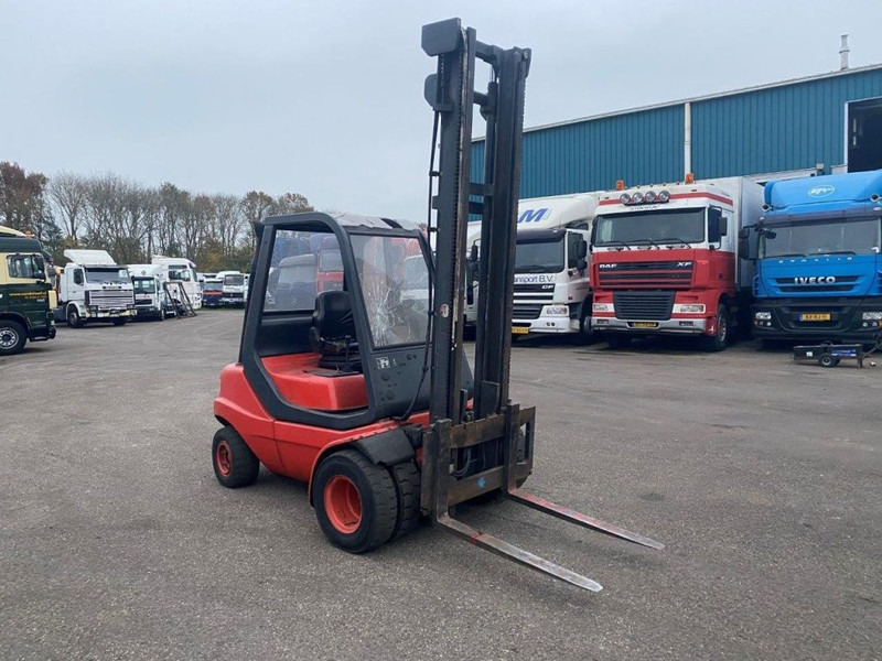 Linde H30 H 30 Diesel !!!LOW HOURS!!! - Diesel forklift: picture 3 Linde H30 H 30 Diesel !!!LOW HOURS!!! - Diesel forklift: picture 3
