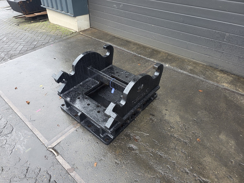 Kopplaat cw 45 breedt adaptor plate - Quick coupler for Construction machinery: picture 2 Kopplaat cw 45 breedt adaptor plate - Quick coupler for Construction machinery: picture 2