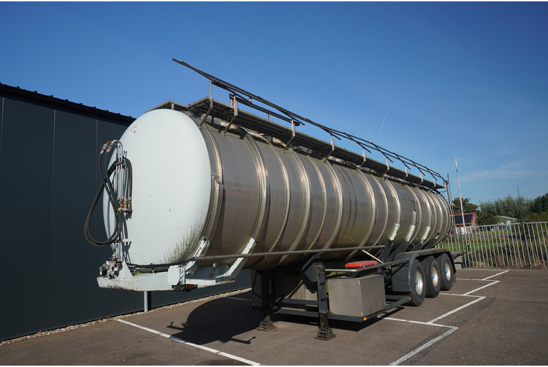 Dijkstra 3 AXLE CHEMIE TANK TRAILER 42 m3 - Tanker semi-trailer: picture 2 Dijkstra 3 AXLE CHEMIE TANK TRAILER 42 m3 - Tanker semi-trailer: picture 2