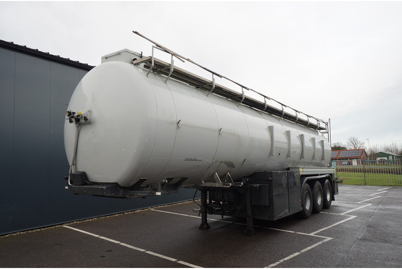 Dijkstra 3 AXLE TANK TRAILER 36 M3 - Tanker semi-trailer: picture 2 Dijkstra 3 AXLE TANK TRAILER 36 M3 - Tanker semi-trailer: picture 2