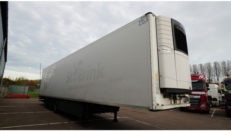 Schmitz Cargobull 3 AXLE FRIGO TRAILER WITH CARRIER VECTOR - Refrigerator semi-trailer: picture 3 Schmitz Cargobull 3 AXLE FRIGO TRAILER WITH CARRIER VECTOR - Refrigerator semi-trailer: picture 3