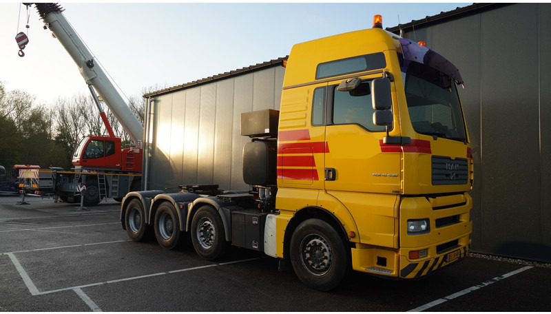 MAN TGA 41.530 8X4 160 TON'S RETARDER 283.000KM - Tractor truck: picture 4 MAN TGA 41.530 8X4 160 TON'S RETARDER 283.000KM - Tractor truck: picture 4