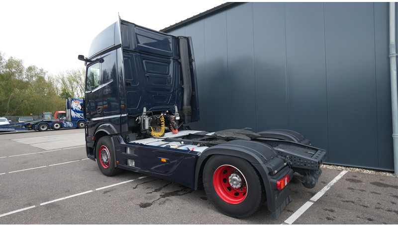 Tractor truck Mercedes-Benz ACTROS 1945 GIGASPACE 728.200KM: picture 9