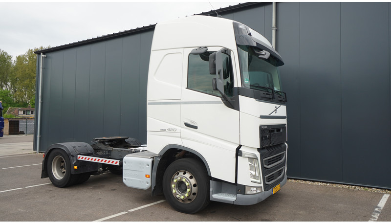 Volvo FH 420 ADR GLOBETROTTER 808.000KM - Tractor truck: picture 4 Volvo FH 420 ADR GLOBETROTTER 808.000KM - Tractor truck: picture 4