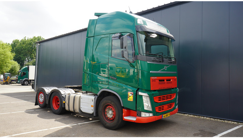 Volvo FH 460 6X2 EURO 6 GLOBETROTTER - Tractor truck: picture 4 Volvo FH 460 6X2 EURO 6 GLOBETROTTER - Tractor truck: picture 4