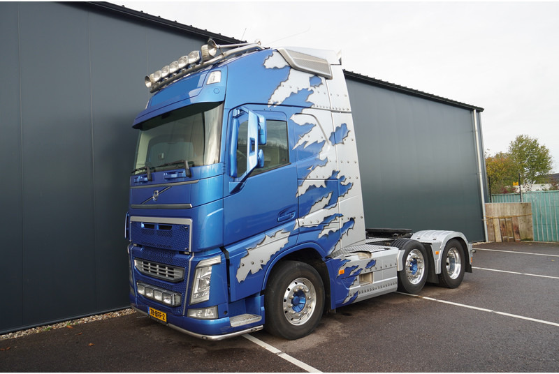 Volvo FH 540 6X2 XL SHOWTRUCK 4-SEATS 455.000KM - Tractor truck: picture 3 Volvo FH 540 6X2 XL SHOWTRUCK 4-SEATS 455.000KM - Tractor truck: picture 3