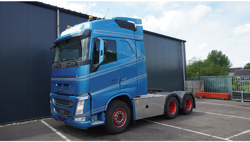 Volvo FH 540 6X4 EURO 6 GLOBETROTTER - Tractor truck: picture 3 Volvo FH 540 6X4 EURO 6 GLOBETROTTER - Tractor truck: picture 3