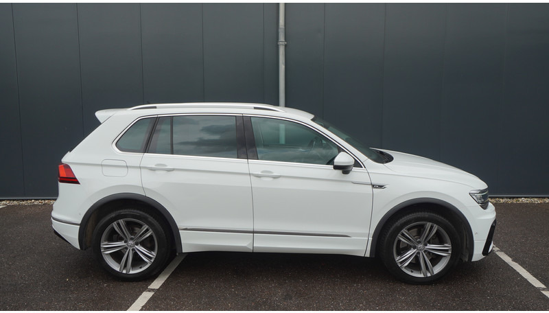 Volkswagen Tiguan 2.0 TDI R LINE 4MOTION - Minibus, Passenger van: picture 2 Volkswagen Tiguan 2.0 TDI R LINE 4MOTION - Minibus, Passenger van: picture 2