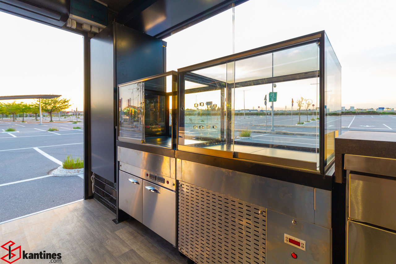 Vending trailer Skretas Box XXL Size: picture 16