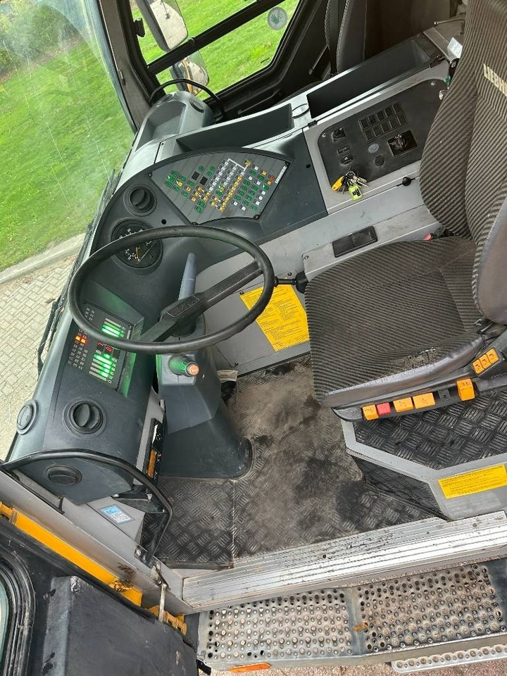 Liebherr LTM 1055-3.1  - All terrain crane: picture 5 Liebherr LTM 1055-3.1  - All terrain crane: picture 5