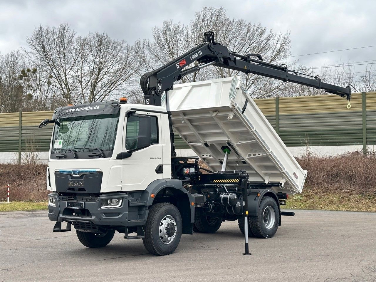 MAN TGM 18.320 4x4 Euro6e Hiab X-HiDuo 138DS-3 - Crane truck: picture 1 MAN TGM 18.320 4x4 Euro6e Hiab X-HiDuo 138DS-3 - Crane truck: picture 1