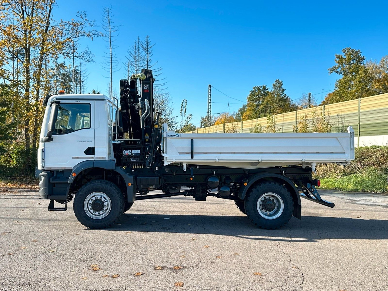 MAN TGM 18.320 4x4 /Singelbereift/einzelbereift Kran - Tipper, Crane truck: picture 2 MAN TGM 18.320 4x4 /Singelbereift/einzelbereift Kran - Tipper, Crane truck: picture 2
