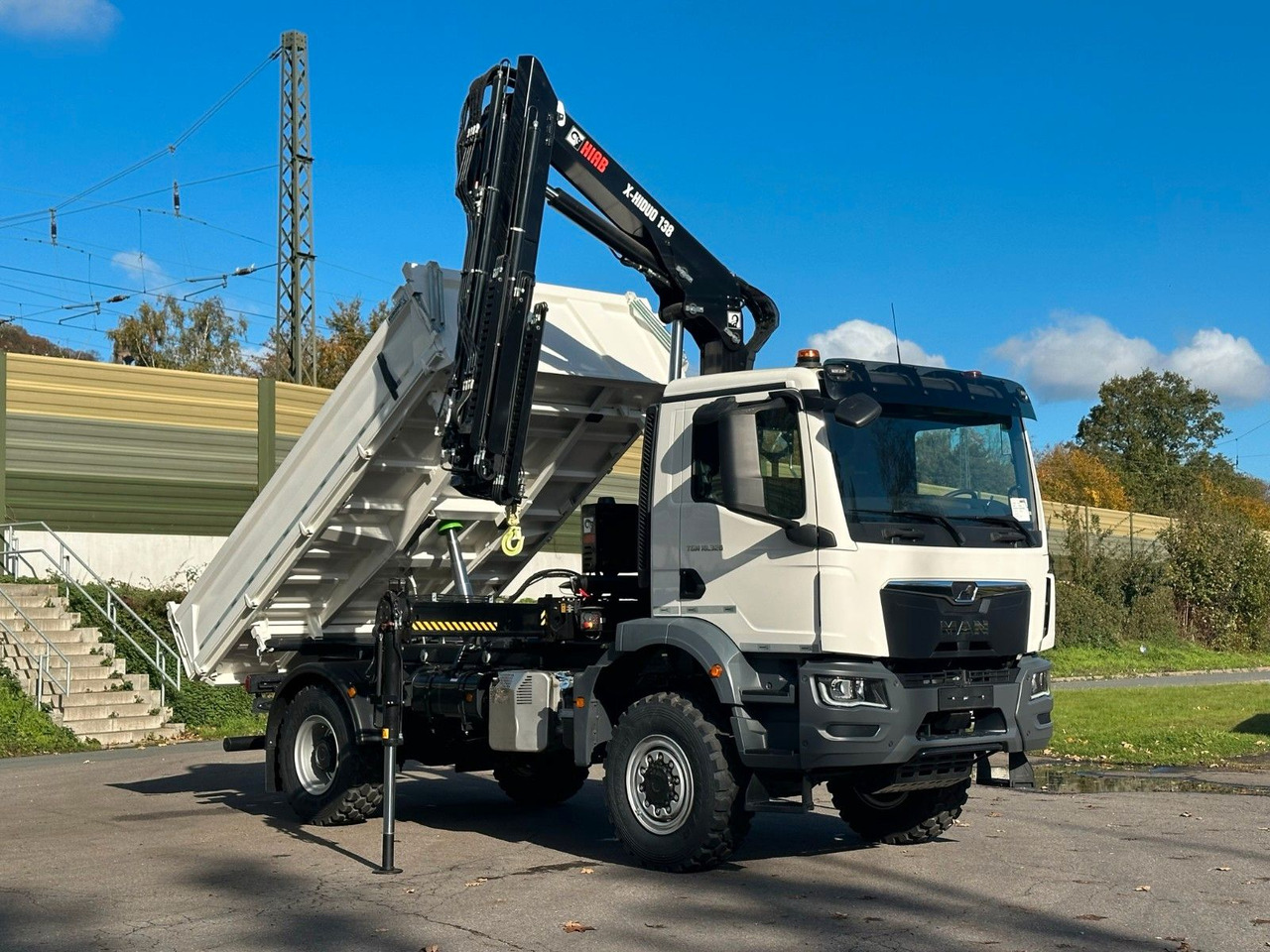 MAN TGM 18.320 4x4 /Singelbereift/einzelbereift Kran - Tipper, Crane truck: picture 1 MAN TGM 18.320 4x4 /Singelbereift/einzelbereift Kran - Tipper, Crane truck: picture 1
