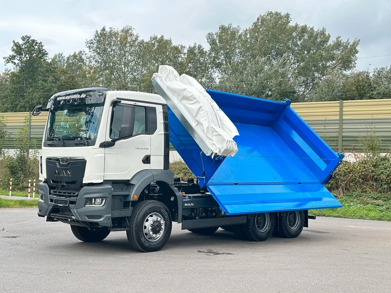 MAN TGS 33.440 6x6 /Euro6 3-Seiten-Kipper EuromixMTP - Tipper: picture 2 MAN TGS 33.440 6x6 /Euro6 3-Seiten-Kipper EuromixMTP - Tipper: picture 2
