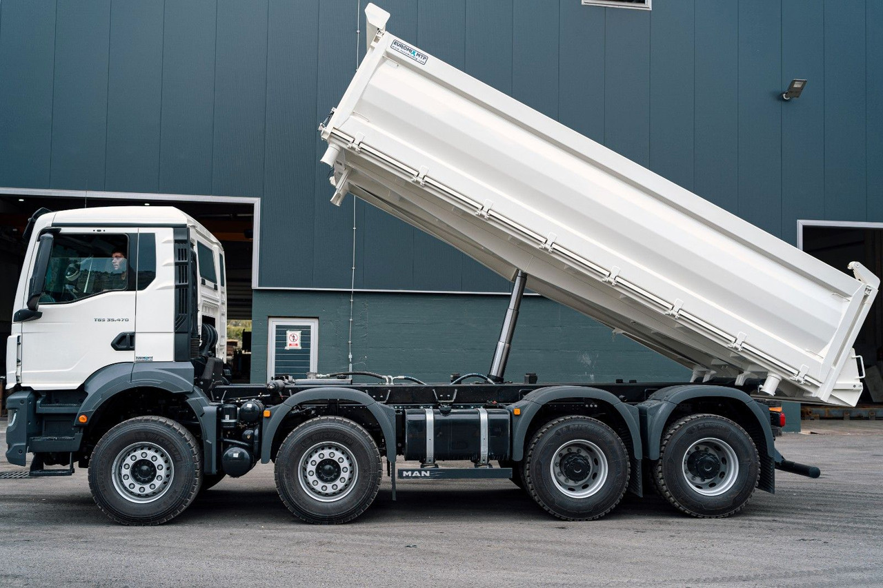 MAN TGS 35.470 BB 8X4 3-Seiten-Kipper EuromixMTP MAN TGS 35.470 BB 8X4 3-Seiten-Kipper EuromixMTP - Tipper: picture 3 MAN TGS 35.470 BB 8X4 3-Seiten-Kipper EuromixMTP MAN TGS 35.470 BB 8X4 3-Seiten-Kipper EuromixMTP - Tipper: picture 3