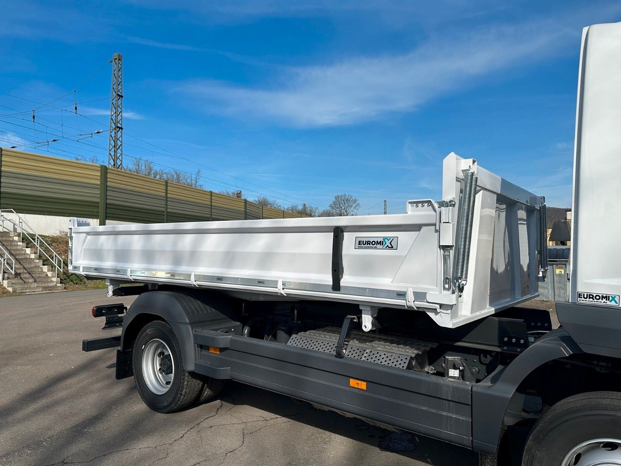 Tipper Mercedes-Benz Atego 1224 K  EuromixMTP 3-Seiten-Kipper: picture 29