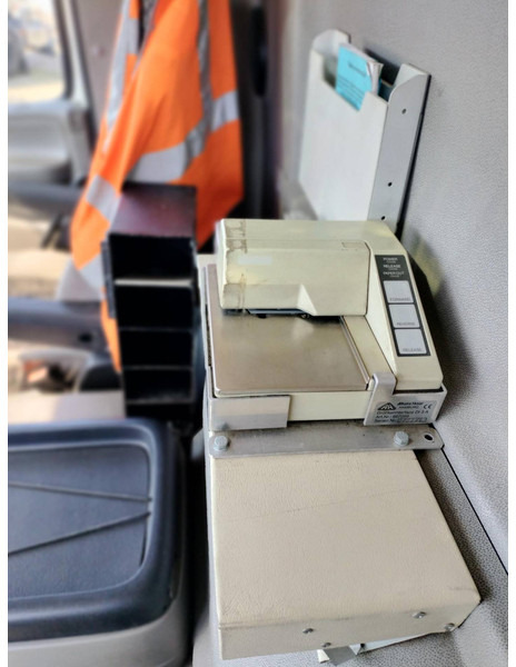 DAF FAN CF75. 6x2 -24030 Liter Gas tank truck ID 2.166 Rootselaar, flowmeter, pump, sunroof on tank leasing DAF FAN CF75. 6x2 -24030 Liter Gas tank truck ID 2.166 Rootselaar, flowmeter, pump, sunroof on tank: picture 11