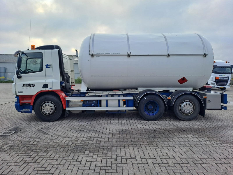 DAF FAN CF75. 6x2 -24030 Liter Gas tank truck ID 2.166 Rootselaar, flowmeter, pump, sunroof on tank - Tanker truck: picture 4 DAF FAN CF75. 6x2 -24030 Liter Gas tank truck ID 2.166 Rootselaar, flowmeter, pump, sunroof on tank - Tanker truck: picture 4