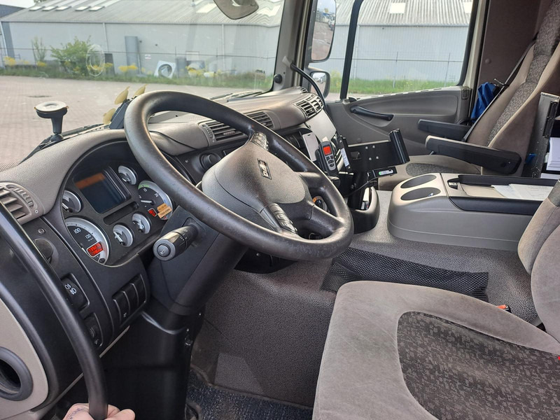 DAF FAN CF75. 6x2 -24030 Liter Gas tank truck ID 2.166 Rootselaar, flowmeter, pump, sunroof on tank leasing DAF FAN CF75. 6x2 -24030 Liter Gas tank truck ID 2.166 Rootselaar, flowmeter, pump, sunroof on tank: picture 9