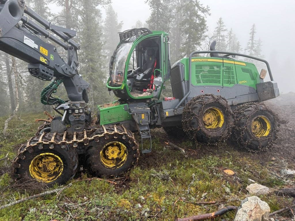 John Deere 1270 G - Forestry harvester: picture 3 John Deere 1270 G - Forestry harvester: picture 3