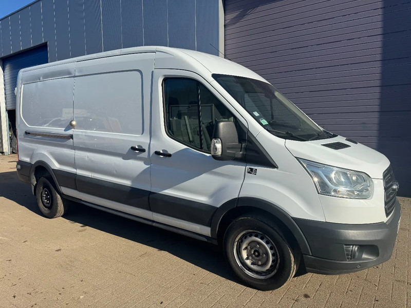 Ford Transit **AUTOMATIC-AIRCO-KLIMA** - Small van: picture 3 Ford Transit **AUTOMATIC-AIRCO-KLIMA** - Small van: picture 3