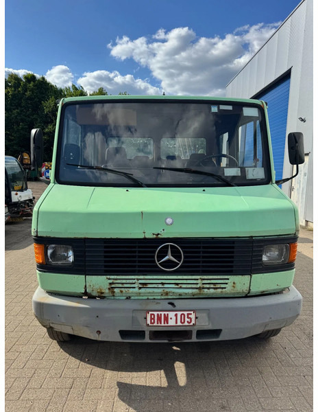 Mercedes-Benz 609 **BELGIAN TRUCK** - Dropside/ Flatbed truck: picture 2 Mercedes-Benz 609 **BELGIAN TRUCK** - Dropside/ Flatbed truck: picture 2