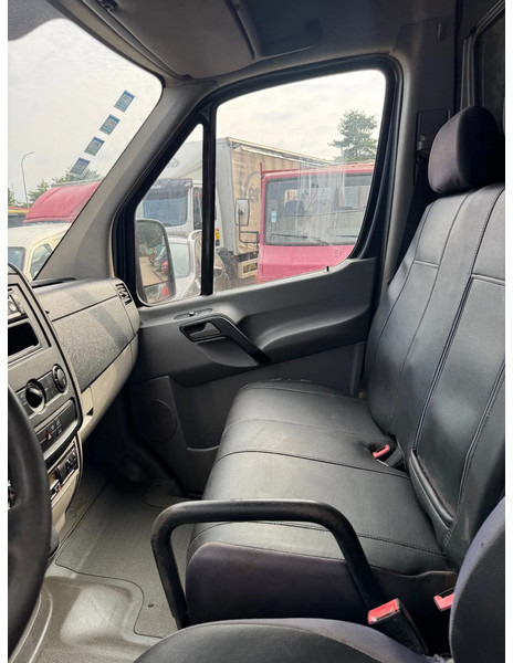 Panel van Mercedes-Benz Sprinter 516 **BELGIAN VAN-EURO5-AUTOMAAT**: picture 17
