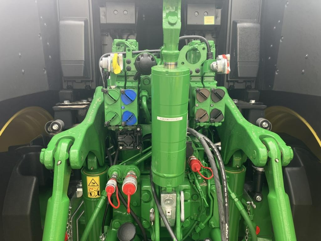 New Farm tractor John Deere 6M250: picture 19 New Farm tractor John Deere 6M250: picture 19