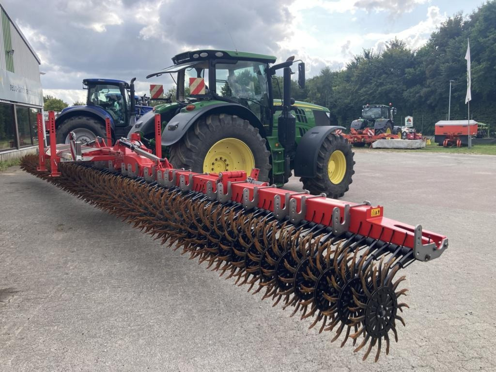 Pöttinger ROTOCARE V 12400 - Disc harrow: picture 1 Pöttinger ROTOCARE V 12400 - Disc harrow: picture 1