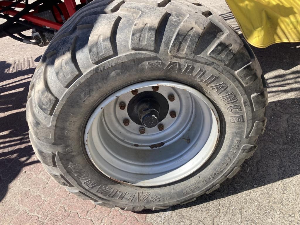 Tedder/ Rake Pöttinger TOP 1252 C: picture 7 Tedder/ Rake Pöttinger TOP 1252 C: picture 7