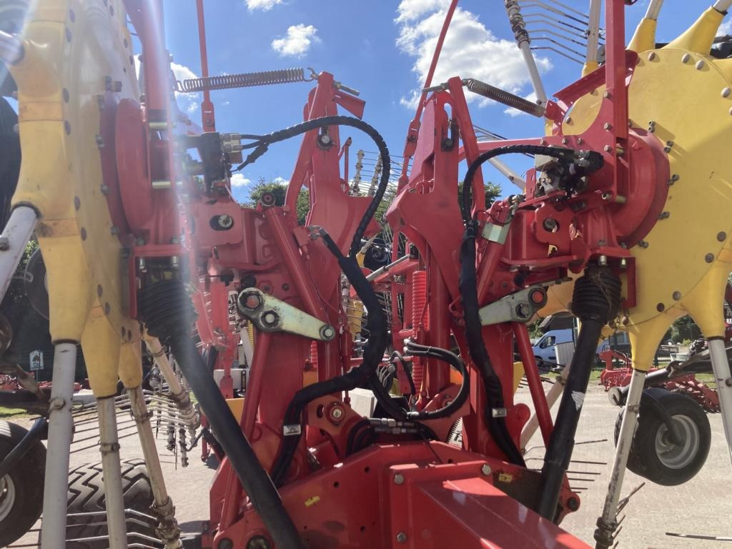 Tedder/ Rake Pöttinger TOP 1252 C: picture 13 Tedder/ Rake Pöttinger TOP 1252 C: picture 13