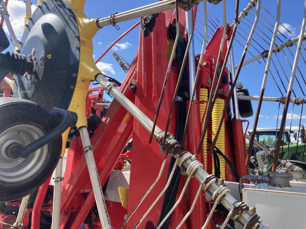 Tedder/ Rake Pöttinger TOP 1252 C: picture 6 Tedder/ Rake Pöttinger TOP 1252 C: picture 6