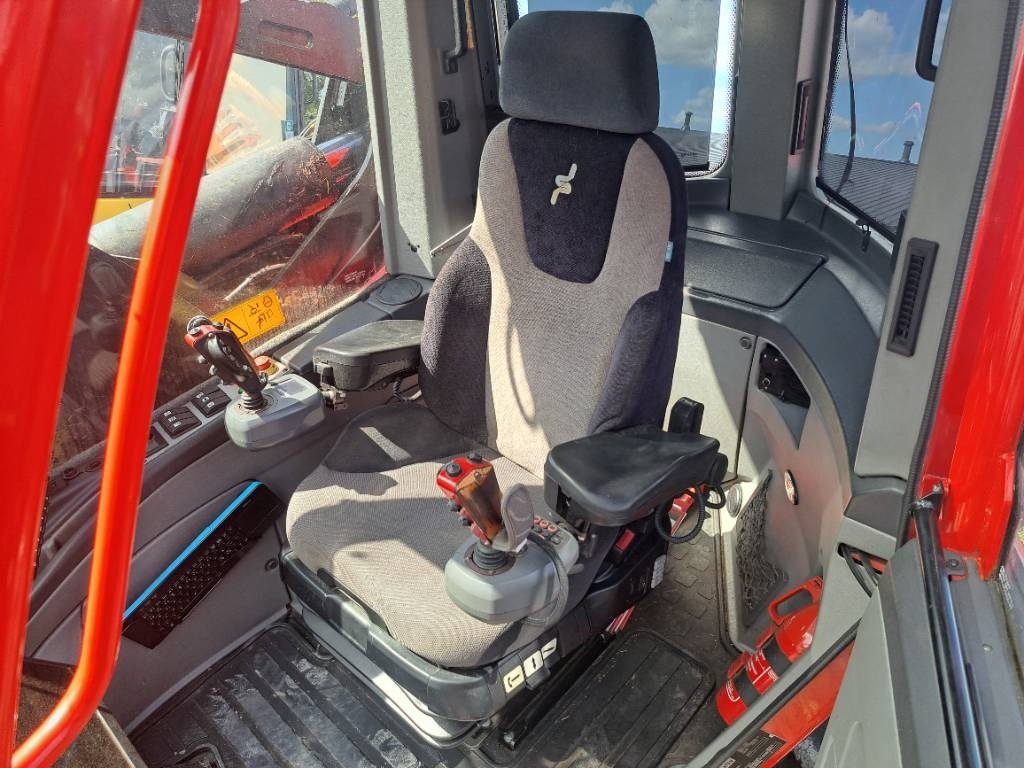 Komatsu 911 - Forestry harvester: picture 2 Komatsu 911 - Forestry harvester: picture 2