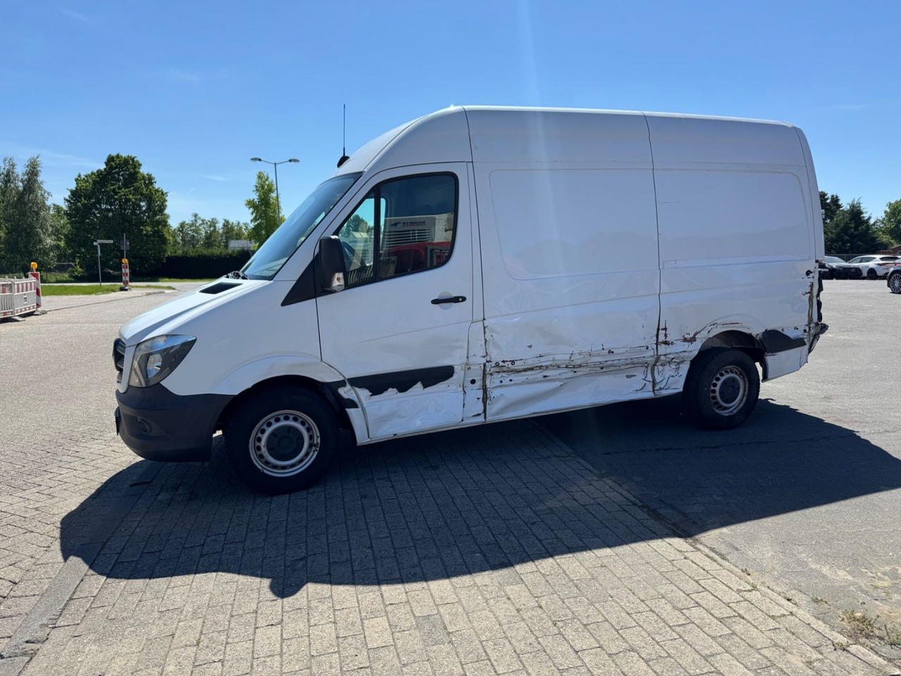 Mercedes-Benz Sprinter 316 CDI KASTEN L+H 107.000KM AHK 3,5T - Panel van: picture 4 Mercedes-Benz Sprinter 316 CDI KASTEN L+H 107.000KM AHK 3,5T - Panel van: picture 4