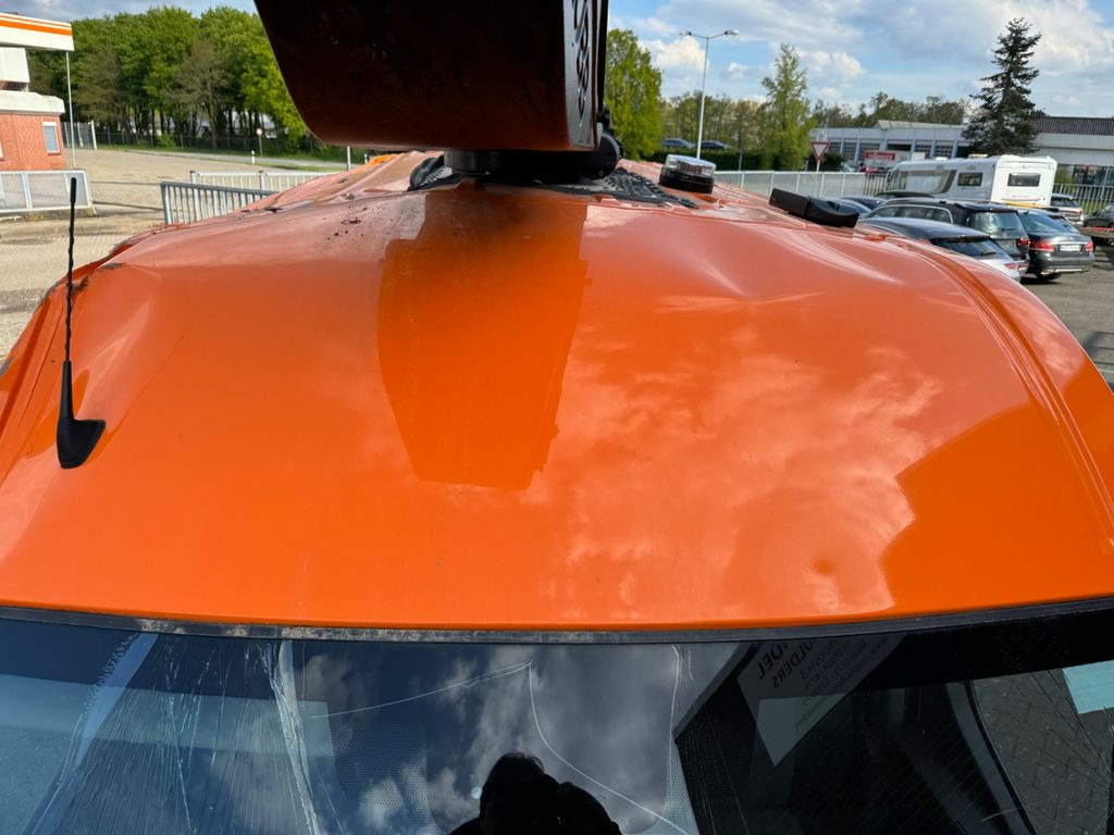 Renault MASTER KLUBB KL 32 ARBEITSBÜHNE - Truck with aerial platform, Commercial truck: picture 4 Renault MASTER KLUBB KL 32 ARBEITSBÜHNE - Truck with aerial platform, Commercial truck: picture 4