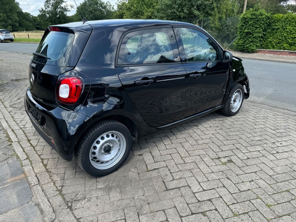 Smart ForFour electric drive / EQ 33.000 KM - Car: picture 5 Smart ForFour electric drive / EQ 33.000 KM - Car: picture 5