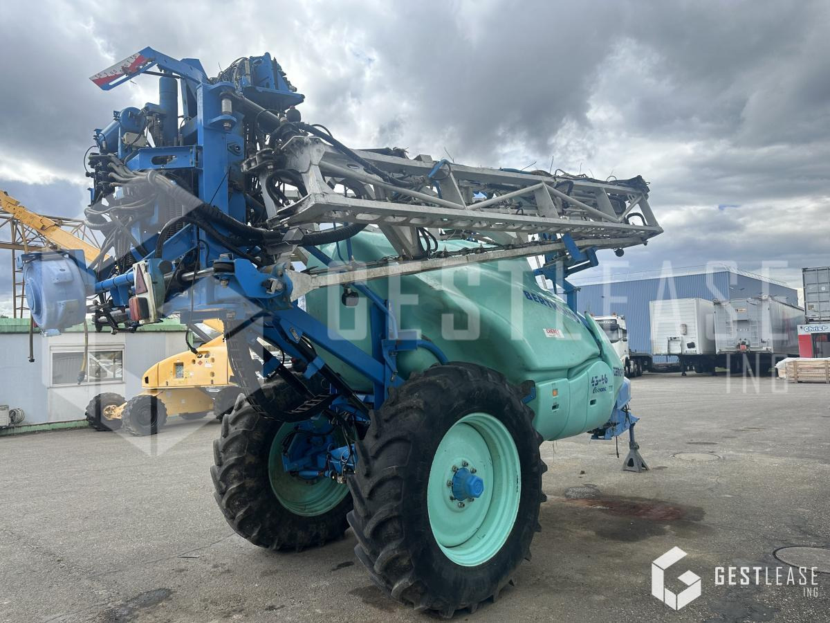 Berthoud TENOR 43.46 - Trailed sprayer: picture 3 Berthoud TENOR 43.46 - Trailed sprayer: picture 3