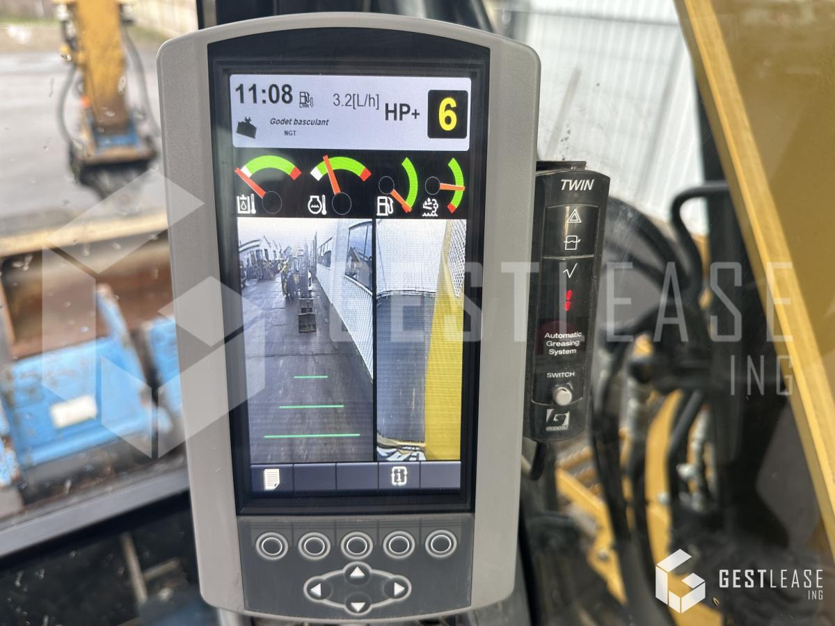 Crawler excavator Caterpillar 315F LCR: picture 10