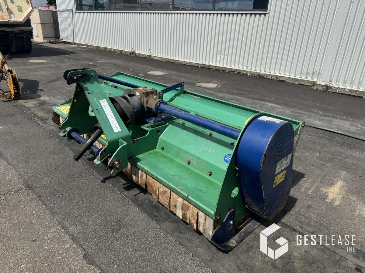 Desvoys DR4 - Flail mower: picture 2 Desvoys DR4 - Flail mower: picture 2