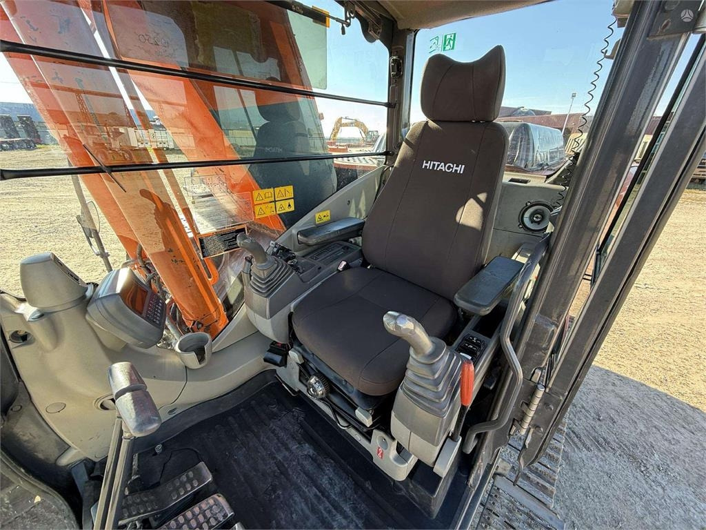 Crawler excavator Hitachi ZX 250 LC-3 , 21 M , 800 mm: picture 9