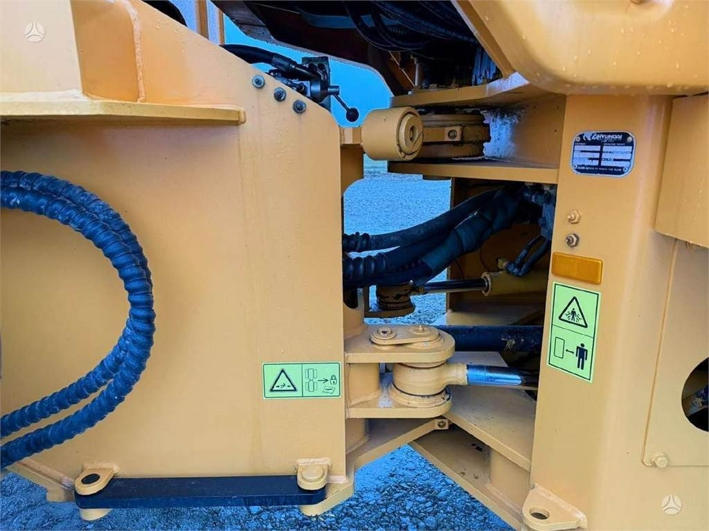 Wheel loader Hyundai HL757-7, third line: picture 17 Wheel loader Hyundai HL757-7, third line: picture 17
