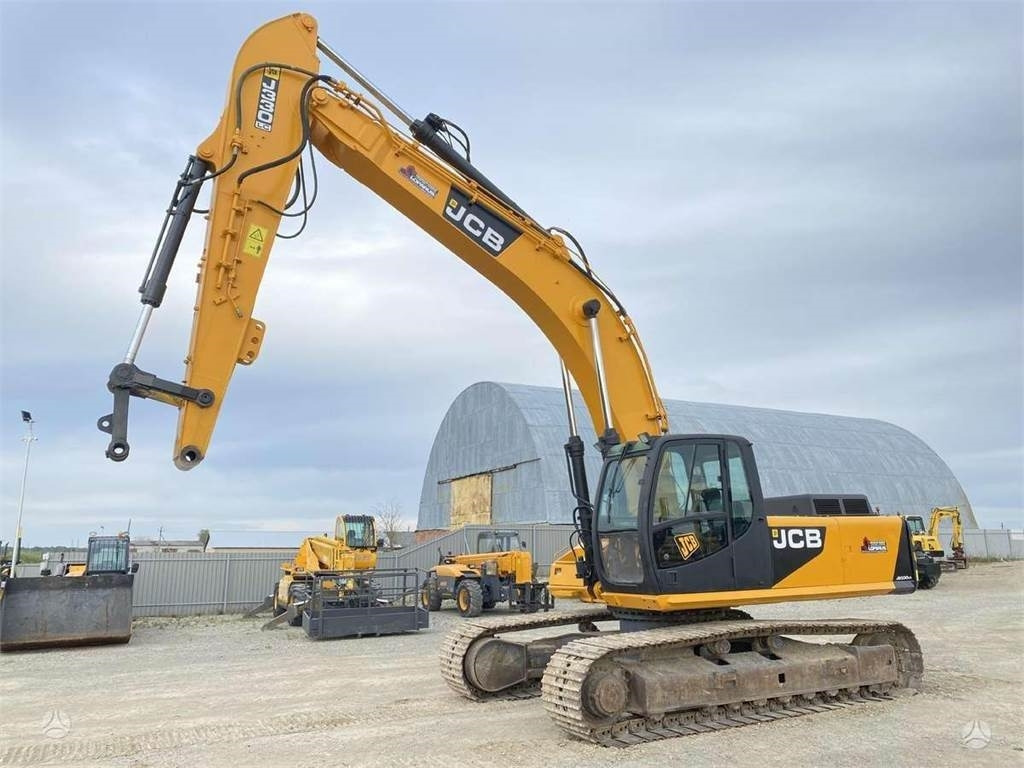 JCB JS 330 LC , ISUZU MANUAL PUMP - Crawler excavator: picture 2 JCB JS 330 LC , ISUZU MANUAL PUMP - Crawler excavator: picture 2