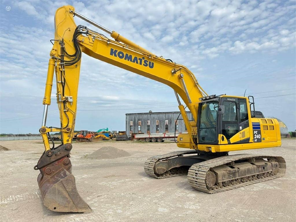 Komatsu PC 240 LC-10  - Crawler excavator: picture 1 Komatsu PC 240 LC-10  - Crawler excavator: picture 1