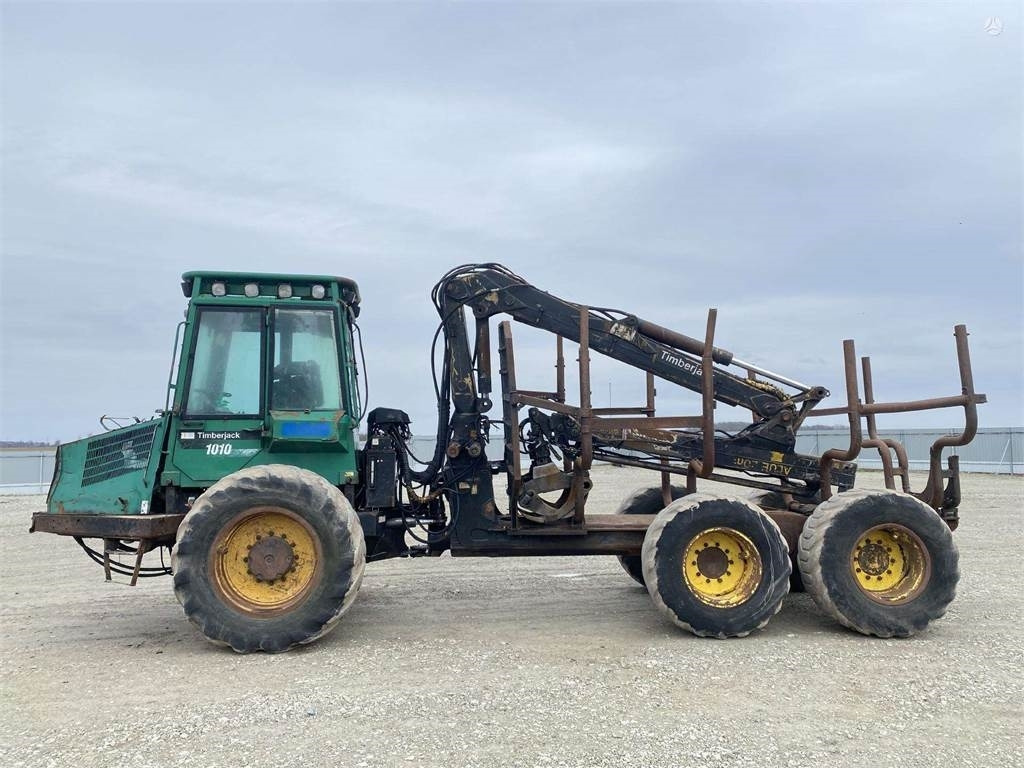 Timberjack 1010 DALIMIS FOR SPARE PARTS O - Forwarder: picture 3 Timberjack 1010 DALIMIS FOR SPARE PARTS O - Forwarder: picture 3