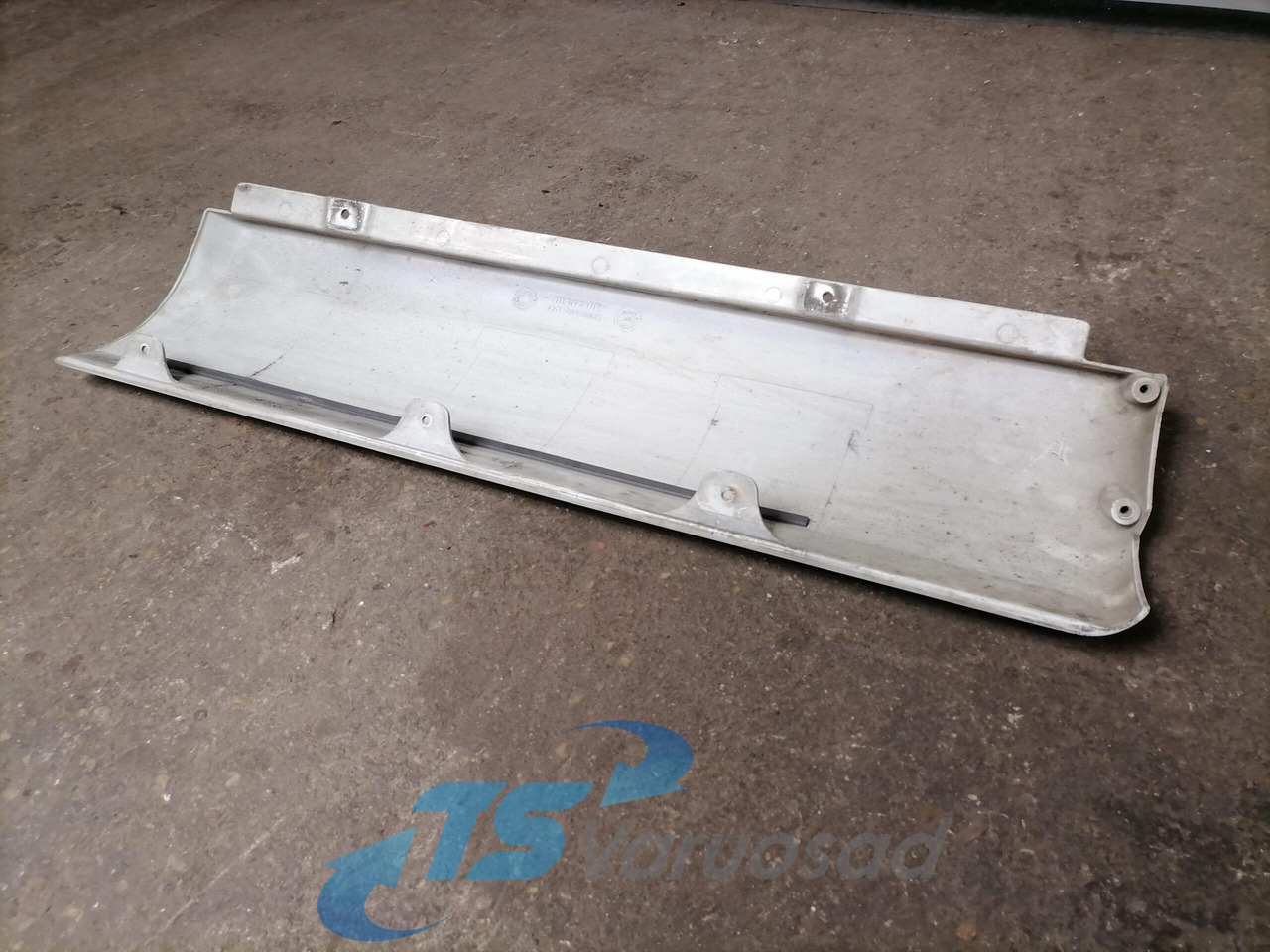 DAF Cab corner 0280062 - Grill for Truck: picture 3 DAF Cab corner 0280062 - Grill for Truck: picture 3